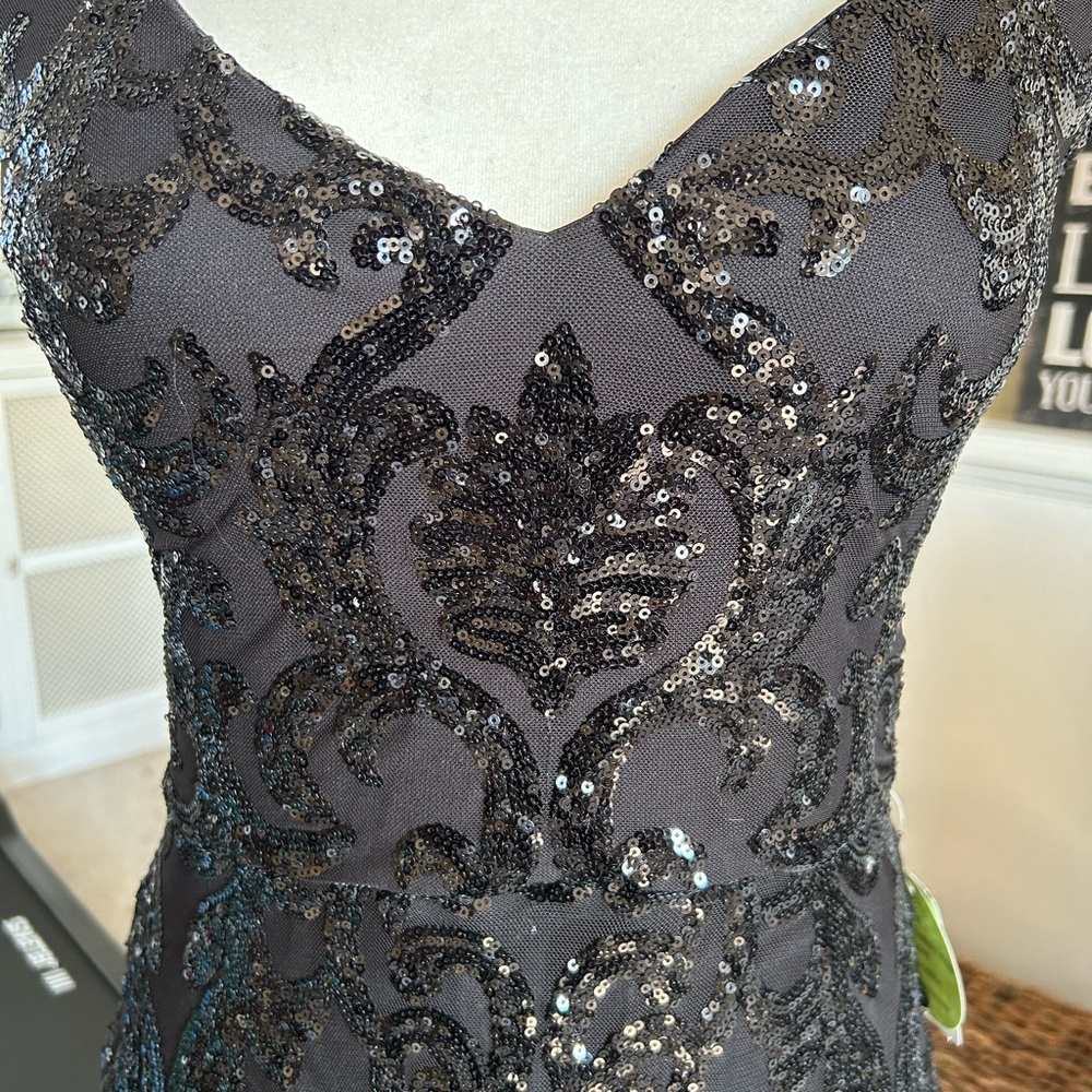 Gorgeous new with tags formal dress with sequins. - Picture 2 of 9